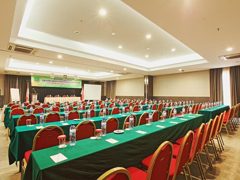 Metland Hotel Μπεκάσι Εξωτερικό φωτογραφία